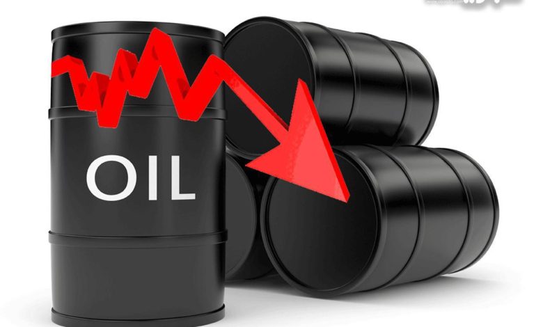أسعار النفط تتراجع وسط مخاوف بشأن تراجع الطلب
