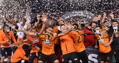 نهضة بركان يُبقي كأس الاتحاد الإفريقي مغربياً بركلات الترجيح