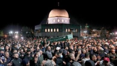 Batı Şeria ve Kudüs’teki cenaze törenleri Filistin bayrağının açılması nedeniyle hedef alındı