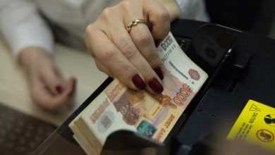روسيا تسدد الديون الخارجية بالروبل