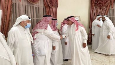 آل النانيه يستقبلون المعزين في فقيدهم - أخبار السعودية