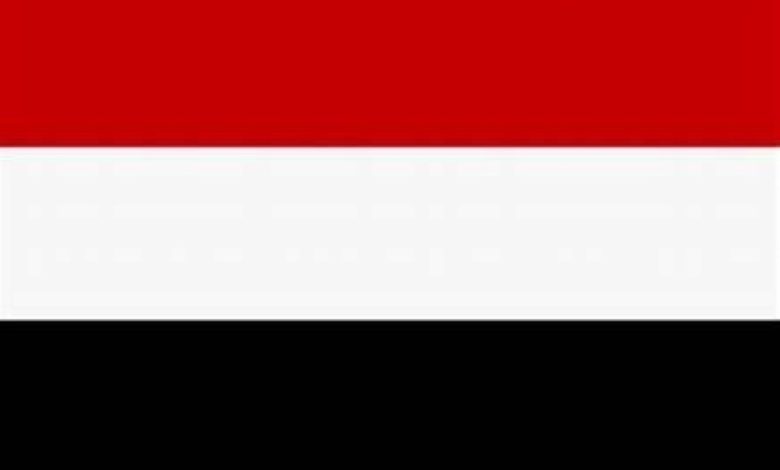 الحكومة اليمنية: السماح بالسفر بجوازات من صنعاء مرهون بالهدنة وليس اعترافاً بالحوثيين - أخبار السعودية