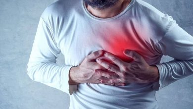 تدق ناقوس الخطر.. 5 علامات باليد مرتبطة بصحة القلب
