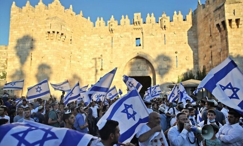 حماس تهدد اسرائيل بشأن مسيرة الأعلام في القدس وتتوعد باستخدام "كل الإمكانات"