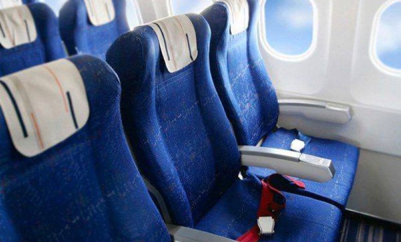 ميزة للمقعد الأوسط في الطائرة يجهلها الراكب - أخبار السعودية