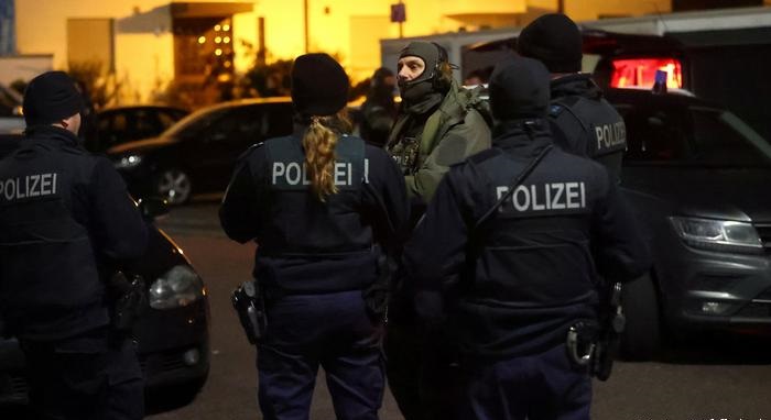 ألمانيا: طالب رهن الاعتقال كان ينوي قتل أكبر عدد ممكن من المعلمين والطلاب في مدرسته