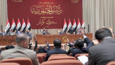 «التحالف الثلاثي» في العراق يقصي خصومه برلمانياً