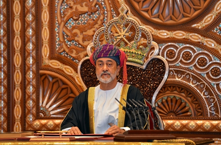 التلفزيون الرسمي العماني: سلطان عمان يأمر بإجراء تعديل وزاري