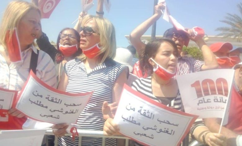التونسيون يهتفون: «يا غنوشي يا سفاح يا قاتل الأرواح» - أخبار السعودية
