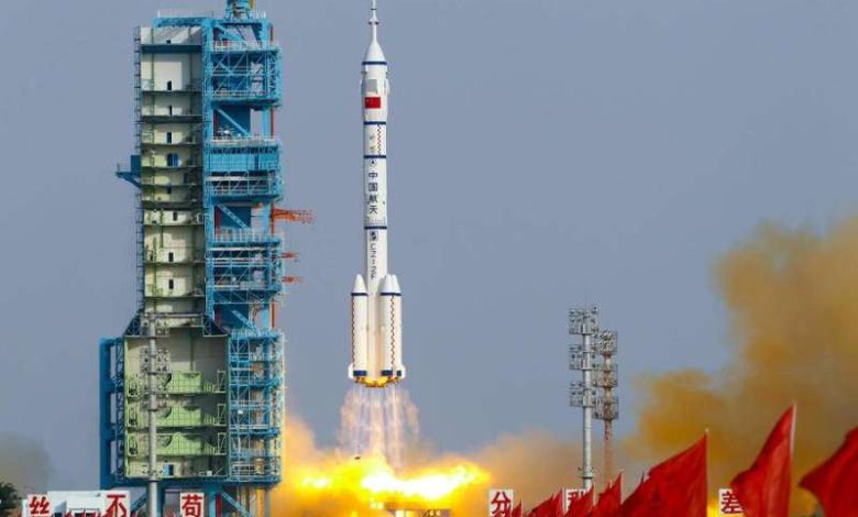 الصين تطلق قمراً صناعياً جديداً لاختبار بيئة الفضاء