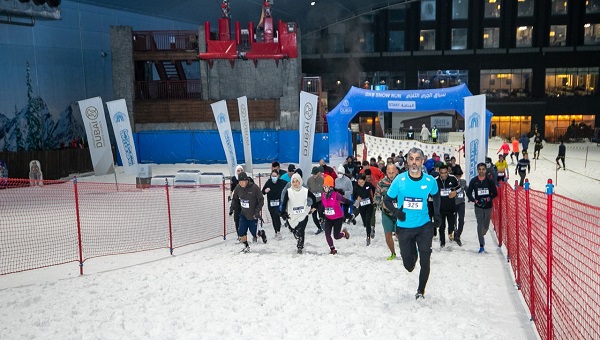 انطلاق سباق دبي لـ"الجري الثلجي" بمشاركة 500 متسابق