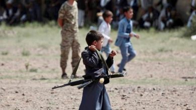 رئيس منظمة حقوقية: تجنيد الأطفال في اليمن ظاهرة تتورط فيها جهات عدة