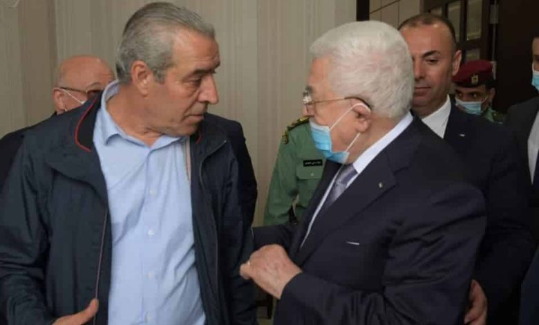 صحيفة عبرية: الرئيس عباس يعزز سيطرته و"الشيخ" رقم "2" بقيادة السلطة