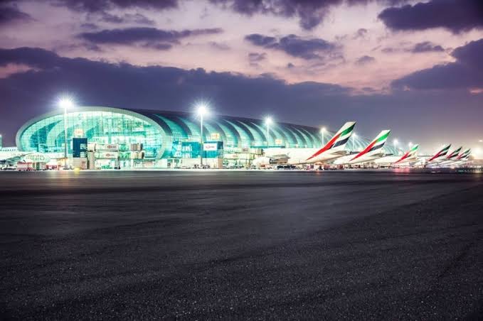 مطار دبي الدولي يعيد افتتاح المدرج الشمالي بعد عمليات تطوير شاملة