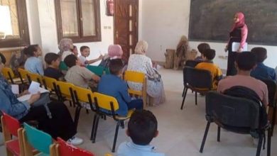 ورشة لتعليم الخط العربي بمكتبة الطفل بطامية في الفيوم
