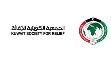 «الكويتية للإغاثة» توزع 50 عربة نقل صغيرة على أسر «تعز» المتضررة