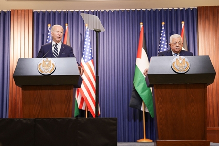 بالصور.. الرئيس الأمريكي يؤكد التزامه تجاه هدف حل الدولتين.. ويعلن مساعدات إضافية للفلسطينيين تبلغ 200 مليون دولار