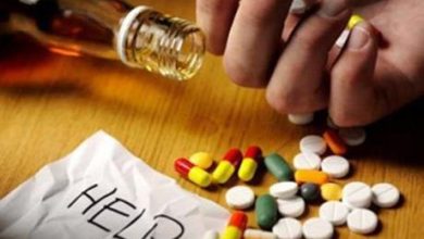 حوارية تناقش طرق التعامل مع مدمني المخدرات وأساليب التوعية