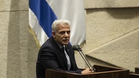رئيس وزراء إسرائيل يحذر إيران وغزة وسوريا ولبنان: لا تجربونا