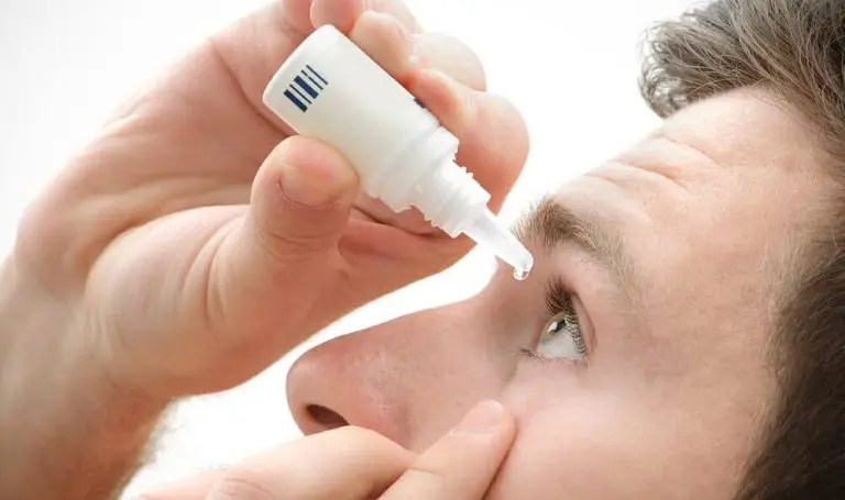 طبيب بصريات: 3 أعراض تشير لمشكلة جفاف بالعين .. وهذا أفضل علاج