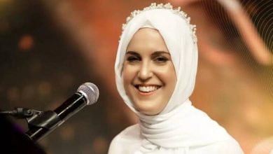 بعد اعتناقها الإسلام.. نجمة إنجليزية تبهر الجمهور بأدائها أغنية "طلع البدر علينا"