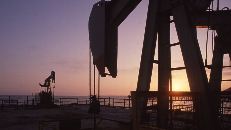 تعطل إمدادات النفط من كازاخستان عبر خط بحر قزوين