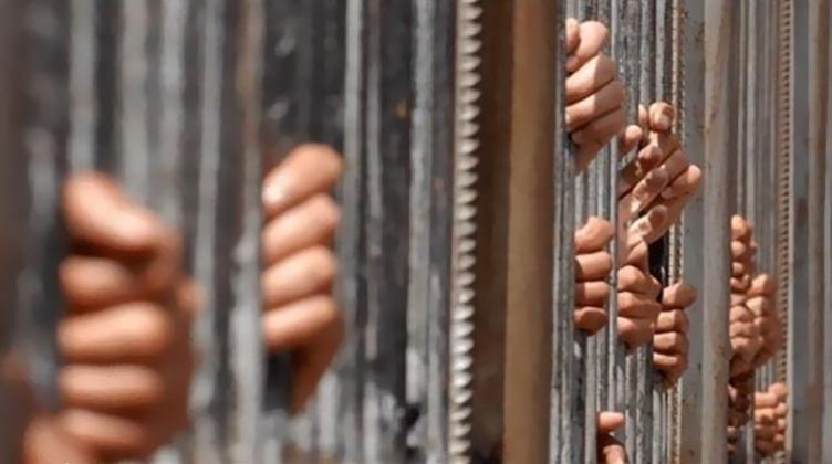 حبس 5 متهمين بترويج ونشر أخبار كاذبة ضد الدولة 15 يومًا