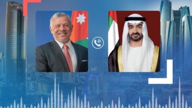 رئيس الدولة يهنئ هاتفياً ملك الأردن بمناسبة خطبة نجله الأمير الحسين بن عبد الله