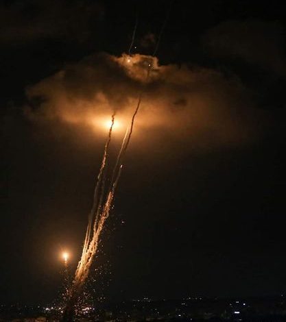عاجل..بالصور اطلاق رشقات صاروخية من قطاع غزة نحو عسقلان ومستوطنات الغلاف