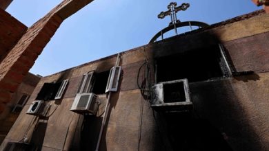 «قفلوا على نفسهم الباب».. تفاصيل مروعة عن حريق الكنيسة بمصر