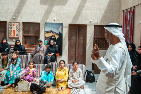 مخيم "مدينة الطفل"  في حي الشندغة بالتعاون بين "دبي للثقافة" و"بلدية دبي"