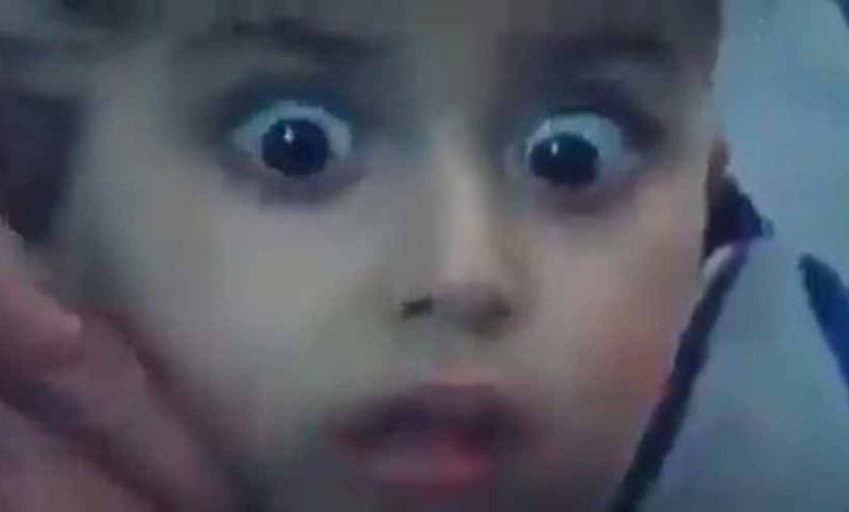 هذا ما بدا عليه وجه طفل فلسطيني قصف منزله وماتت كل عائلته (فيديو) -