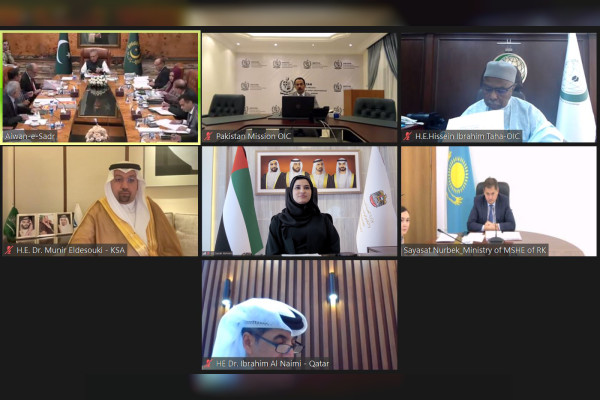 الإمارات تشارك فى اجتماع اللجنة التنفيذية للكومستيك على المستوى الوزاري بباكستان