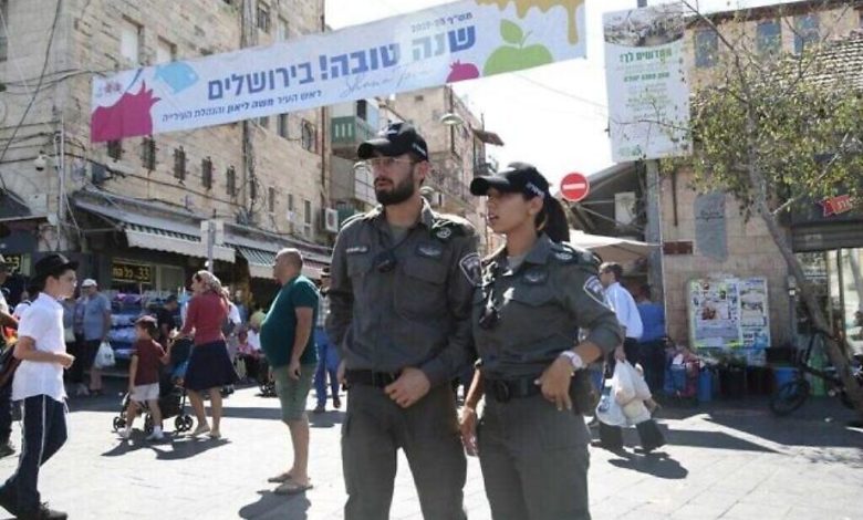 الشرطة تعزز تواجدها في القدس وسط تنبيهات من وقوع هجمات قبل الأعياد اليهودية