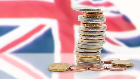 بريطانيا تقرر تقديم خدمة التسوق المباشر دون ضريبة VAT للزوار من الخارج.. تعرّف على أبرز التعديلات