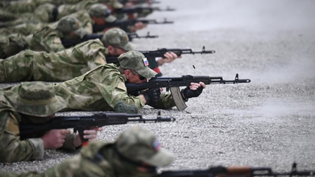 روسيا تقرر منح الجنسية للمقاتلين الأجانب الذين ينضمون للجيش