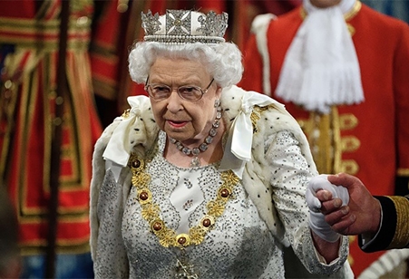 زعماء وقادة العالم يعبرون عن حزنهم لوفاة الملكة إليزابيث الثانية