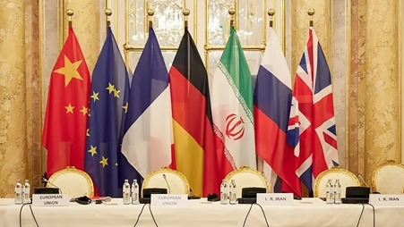 فرنسا: عرض الاتفاق النووي فرصة لن تتكرر أمام إيران مرة ثانية