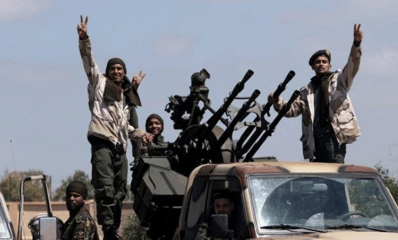 قتيلان و5 جرحى في اشتباكات مسلحة بمدينة الزاوية الليبية