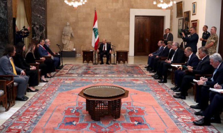 لبنان وقبرص يبحثان ترسيم الحدود البحرية