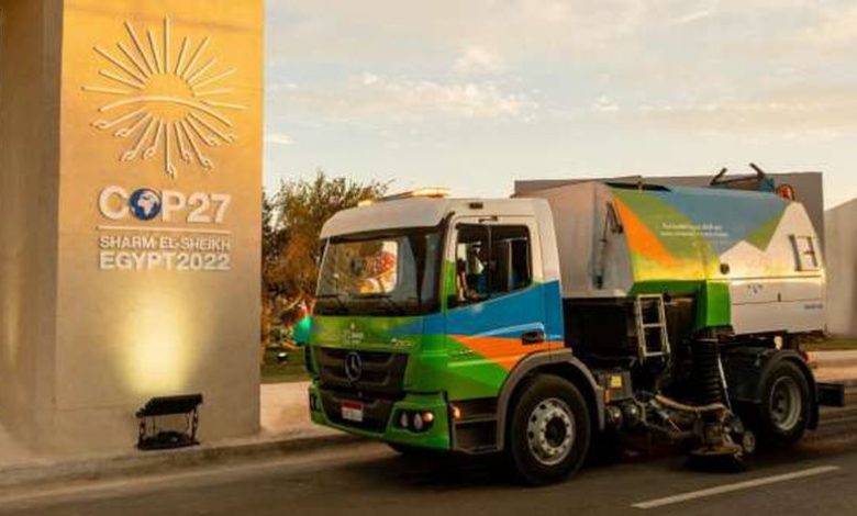أعمال فصل المخلفات تتواصل تزامنا مع COP27: حاويات بالطاقة الشمسية ومحطات إعادة تدوير