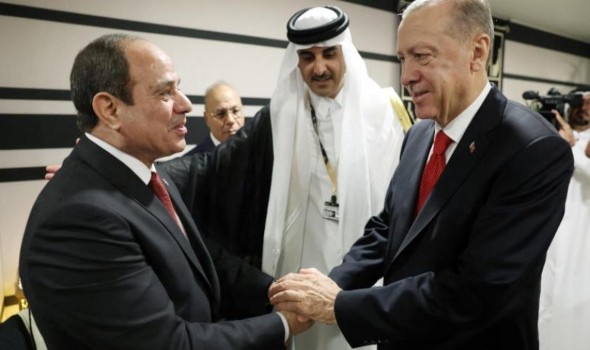 أول مصافحة بين إردوغان والسيسي على هامش مونديال قطر