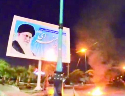 إضرابات في إيران تضامناً مع «قتلى زاهدان»
