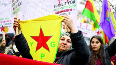 الأكراد يلوّحون بـ«إشعال الحدود» إذا هاجمتهم تركيا