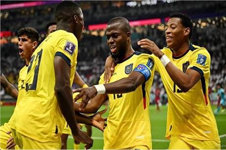 الإكوادور يفتتح كأس العالم بالفوز على قطر