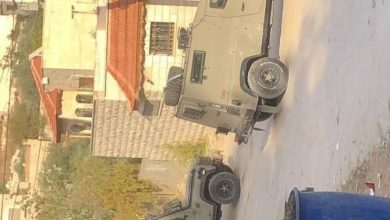 الاحتلال يحاصر منزلاً في حي الهدف بمدينة جنين