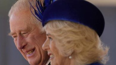 الملك تشارلز يحظر تقديم وجبة والدته الملكة إليزابيث المفضلة ويستقبل رئيس جنوب أفريقيا