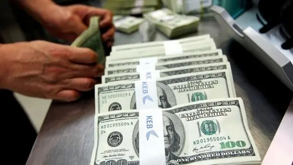 #مصر.. الدولار يبدأ التراجع في السوق الموازية على خلفية إعلان صندوق النقد الدولي موافقته على حزمة تمويل جديدة