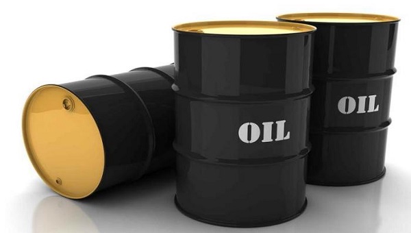 استقرار أسعار النفط بزيادة الإنتاج في أمريكا وتخفيف إجراءات كورونا بالصين