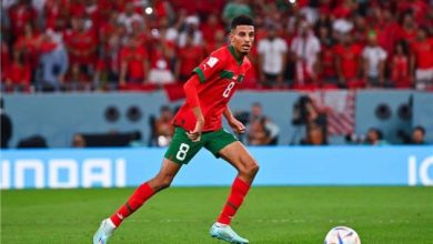 رئيس أنجيه يفتح الباب لبرشلونة لضم لاعب منتخب المغرب